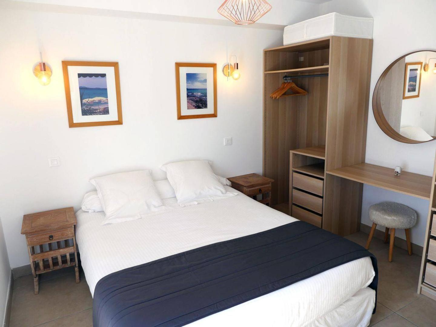 Roc Hotel - Hotel 4 Etoiles Les Pieds Dans L'Eau Le Lavandou Kültér fotó